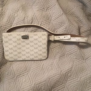 Michael Kors belt bag (small)